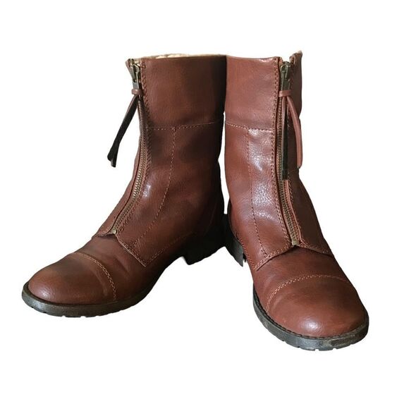 G.H. Bass & Co Boots Woman’s Size 7 - Picture 4 of 10